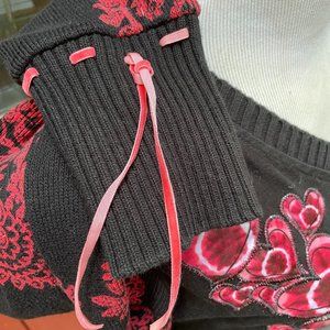 DESIGUAL sweater with heart and flowers M